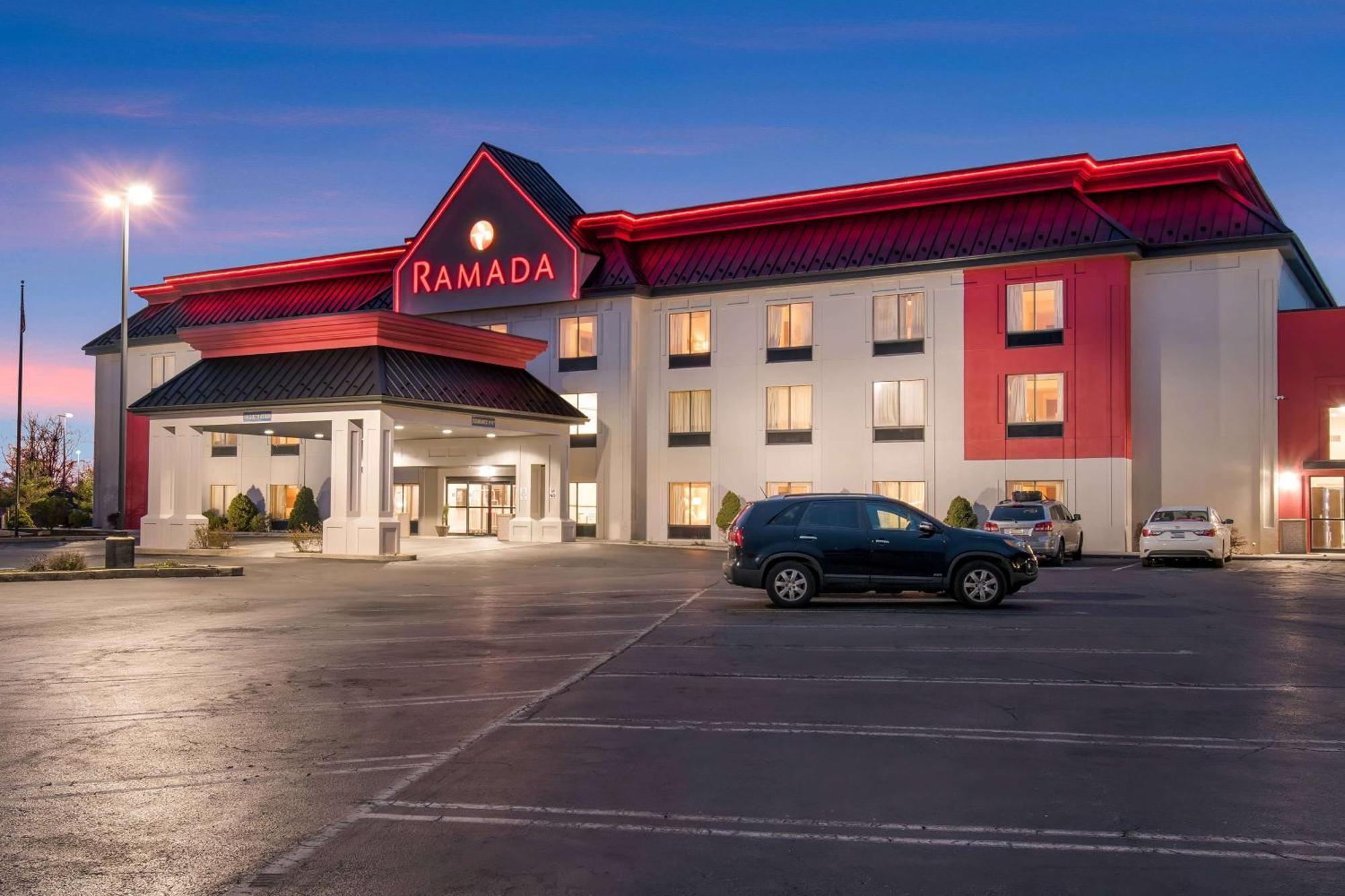Ramada By Wyndham Harrisburg/Hershey Area Exterior photo