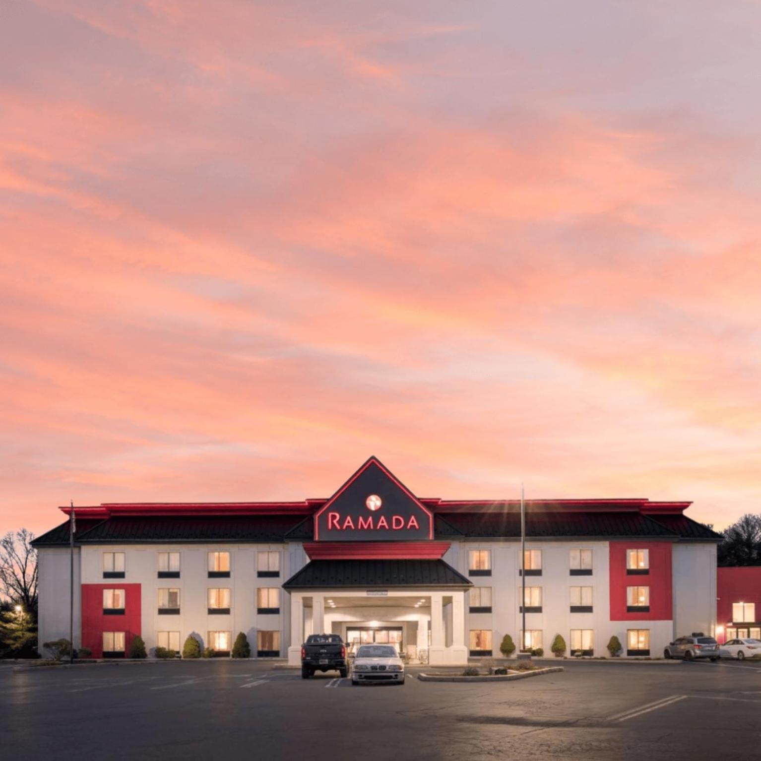 Ramada By Wyndham Harrisburg/Hershey Area Exterior photo